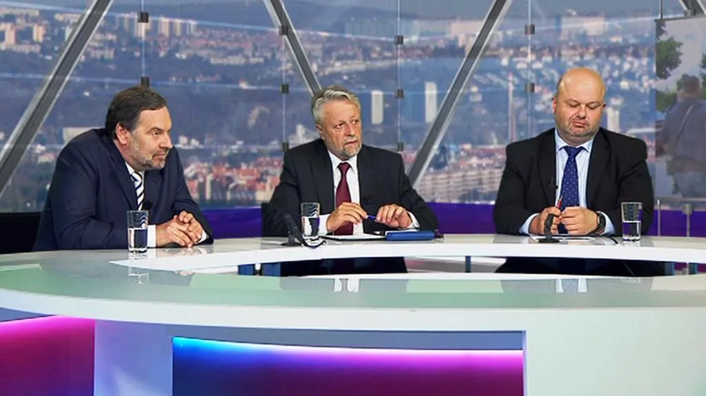 Radek John, František Bublan a Martin Pecina v OVM