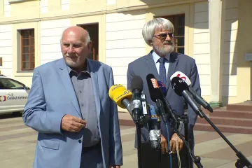 Případ H-System je ukázkou selhání státu v 90. letech, říká Rychetský. Zeman chce podpořit ústavní stížnost