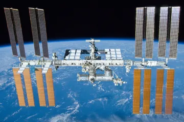 Vesmírný palác lidstva: stanice ISS slouží v kosmu už 20 let