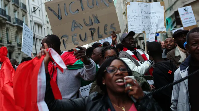 Shromáždění v Paříži na podporu protestů v Burkina Fasu