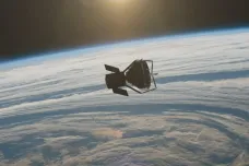 Vesmírný popelář je na orbitě. Japonská družice chce uklidit odpad kolem planety