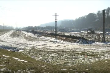 Pozemky ve Valašském Meziříčí mohou v aukci kupovat i firmy. Radnice upravila podmínky 