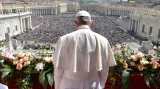 Papež František při požehnání Urbi et Orbi na Svatopetrském náměstí ve Vatikánu