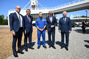 Astronaut Svoboda poletí na ISS v roce 2027, oznámil Babiš