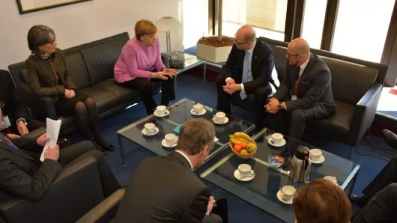 Premiér Sobotka s A. Merkelovou