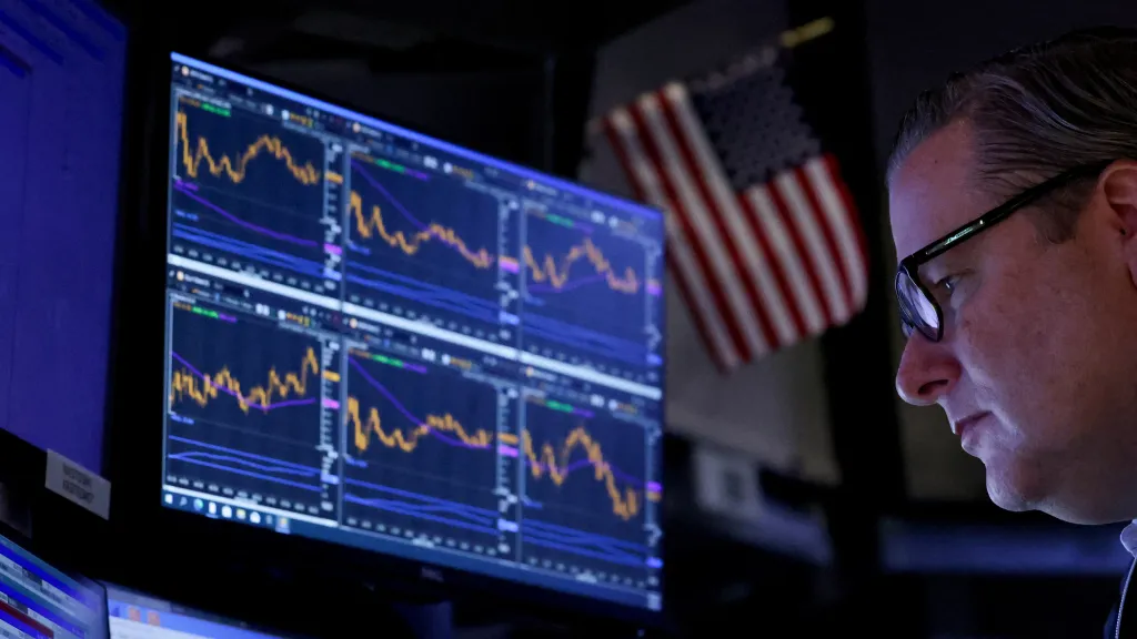 Pohled na parket newyorské akciové burzy NYSE