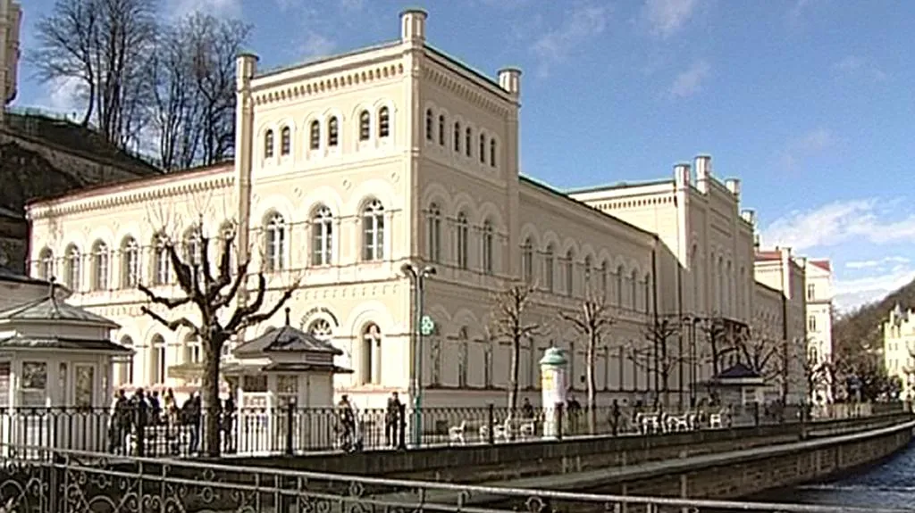 Karlovarské Lázně III