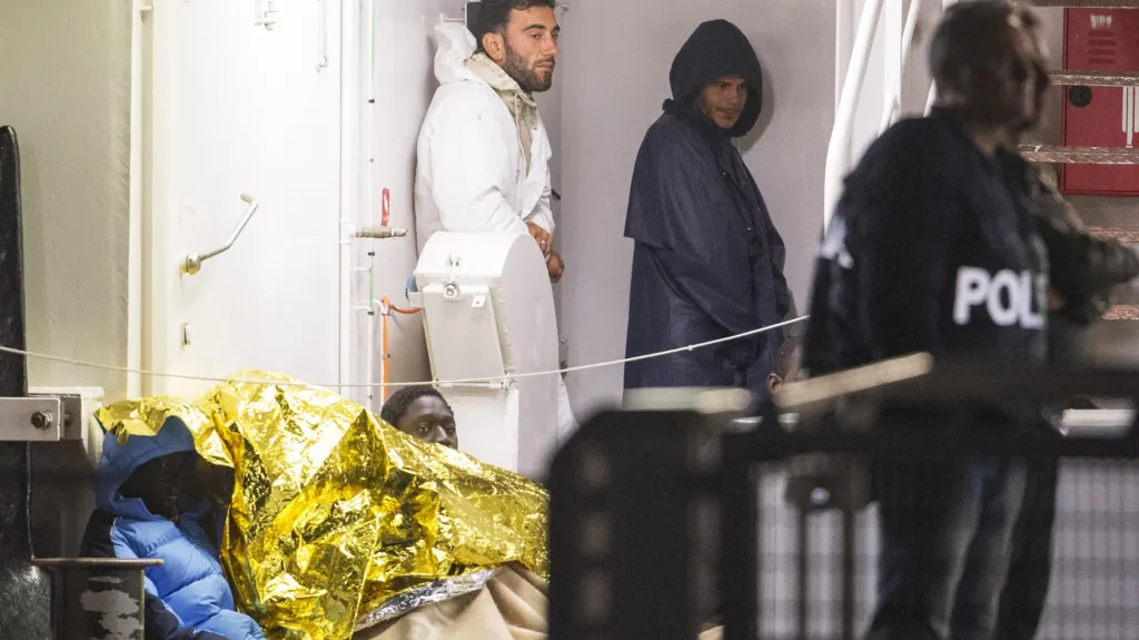 Zadržení z lodi s uprchlíky
