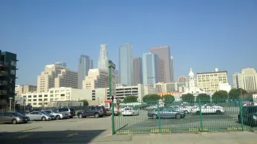 Downtown v Los Angeles