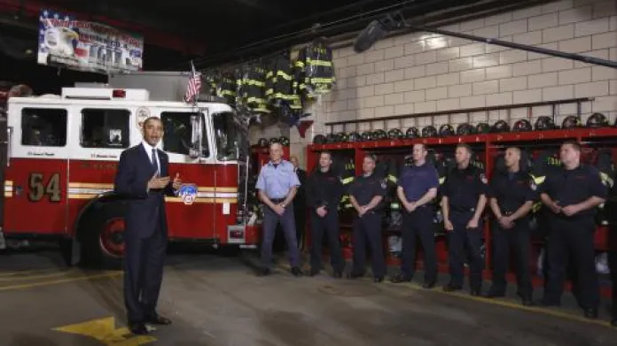 Obama s newyorskými hasiči