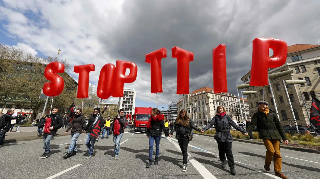 V Hannoveru se protestovalo proti TTIP
