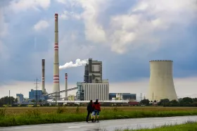 Místo uhlí zemní plyn. Začíná proměna elektrárny Mělník