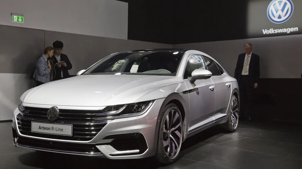 Volkswagen Arteon R Line
