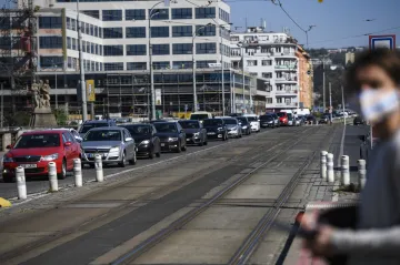 V Praze začala oprava Hlávkova mostu. Doprovází ji kolony