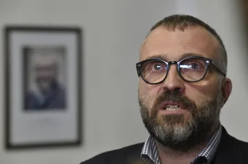 Zastupitelé Frýdku-Místku odvolali primátora Korče