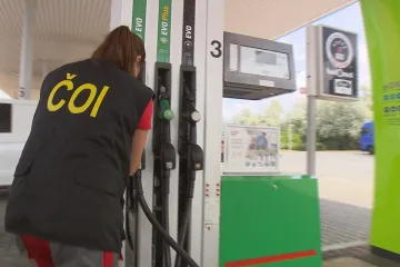 Inspektoři zapečetili benzinku u dálnice D1. Musí zlikvidovat nekvalitní benzin
