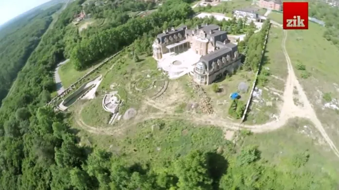 Honosný palác gubernátora Kyjevské oblasti Volodymyra Šandry