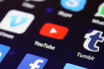 „Už neukazuji vojáky na bojišti“. YouTube přitvrdil pravidla pro válečné blogery