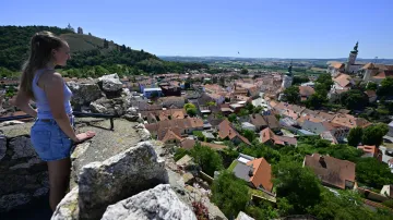 Revitalizované návrší u zříceniny Kozí hrádek v Mikulově
