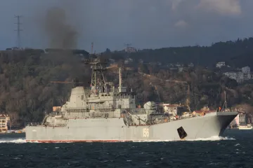 Ukrajinská vojenská rozvědka tvrdí, že zasáhla dvě velké ruské výsadkové lodě