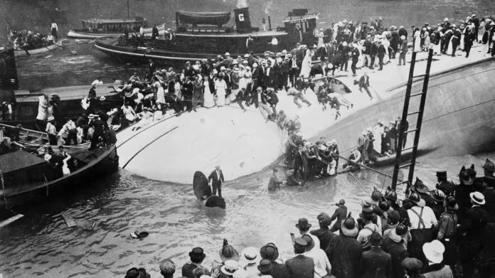 100 let od potopení SS Eastland