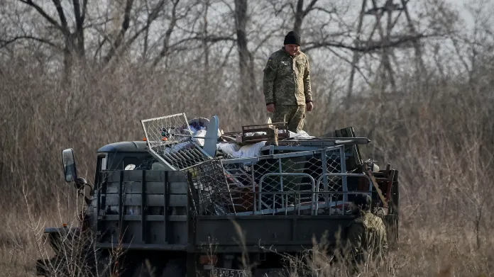 Ukrajinská armáda opouští oblast u vesnice Zolote