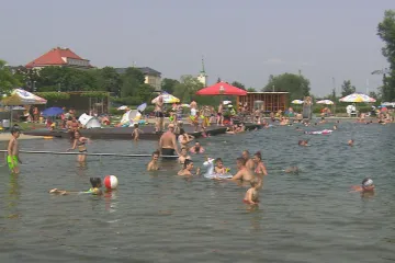 Vedro neskončí ani po večerních bouřkách, nejteplejším dnem zůstává sobota