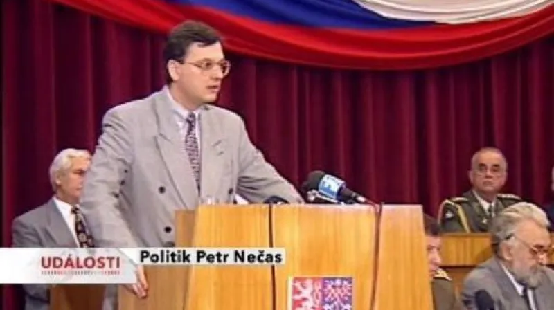 Profil Petra Nečase