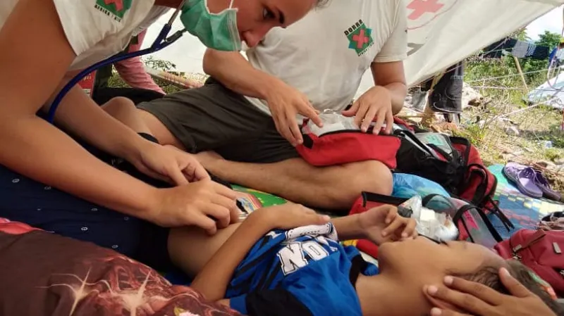 Tereza Bartošová a Jakub Waloszek odjeli pomáhat na Sulawesi