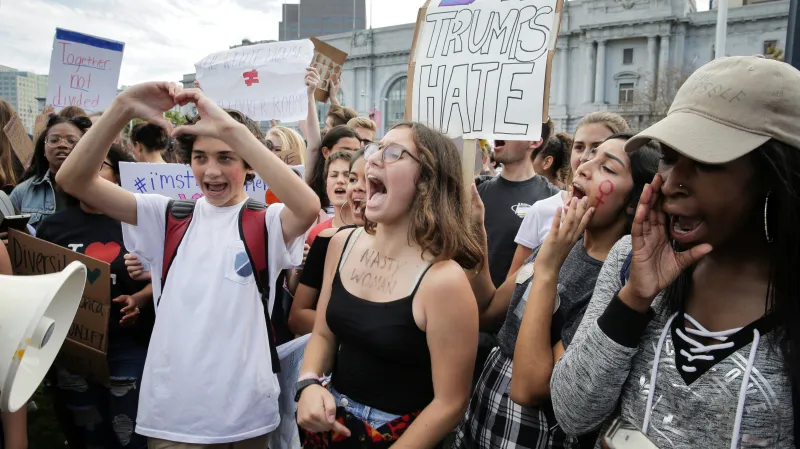 Zpravodaj ČT: Někteří Američané se s Trumpem nejsou schopni smířit