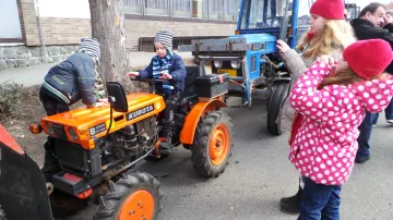 Rekordní shromáždění traktorů ve Velkých Bílovicích