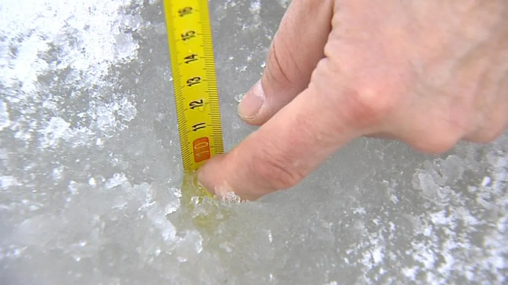 Měření tloušťky ledu