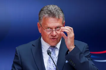 Cla jsou mimořádně radikální, odpověď bude adekvátní, řekl Šefčovič