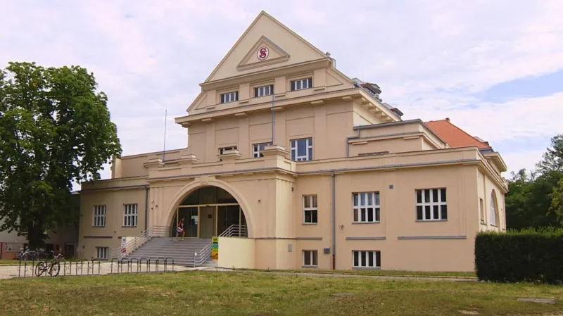 Pardubická sokolovna