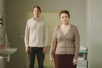 Kadrnka dokončil Zprávu o záchraně mrtvého. Inspiroval se kómatem vlastního otce