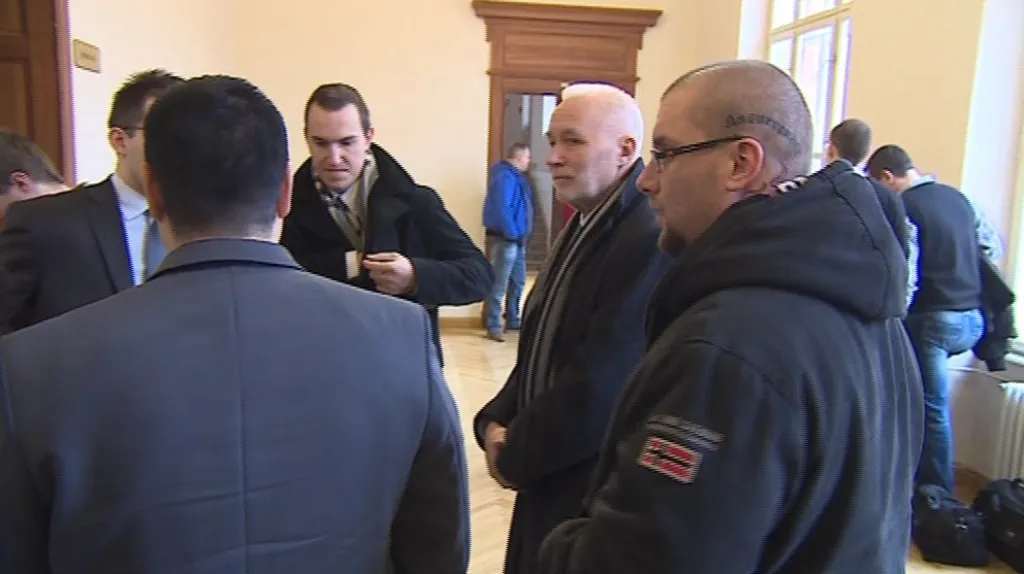 Státní zástupce obžalované viní z propagace nacismu a rasismu
