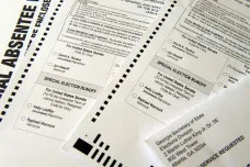 V Georgii začíná hlasování před klíčovým druhým kolem senátních voleb