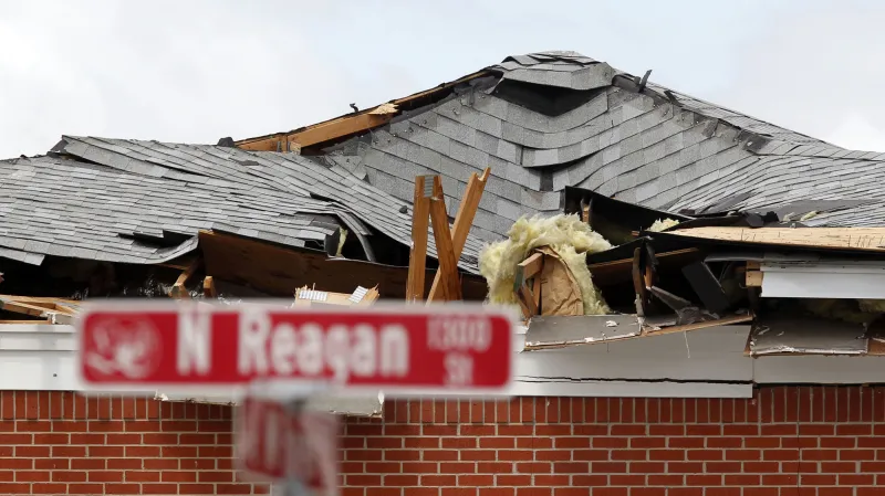 Poničené domy ve Westu