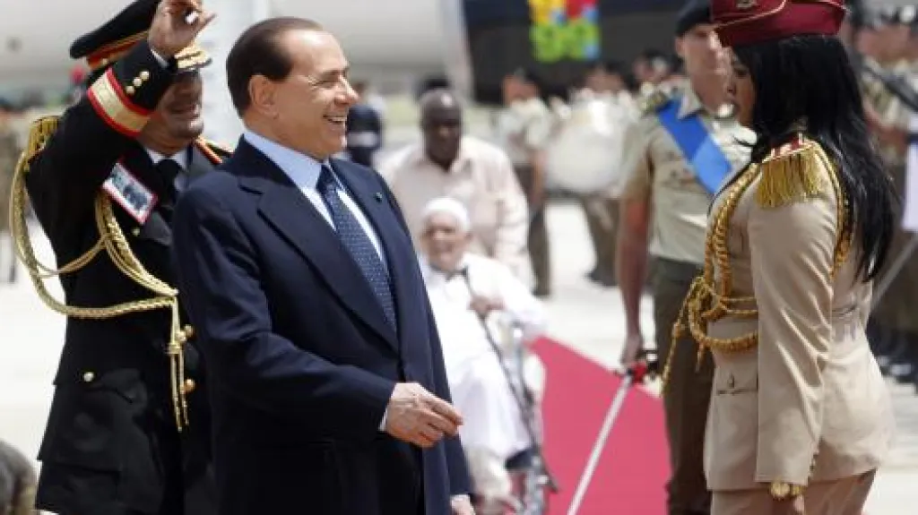 Muammar Kaddáfí a Silvio Berlusconi