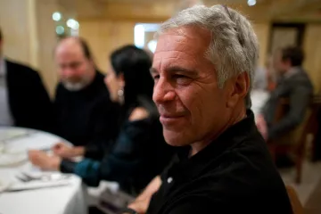 Epsteinovy vazby na Rusko odkryly zveřejněné dokumenty