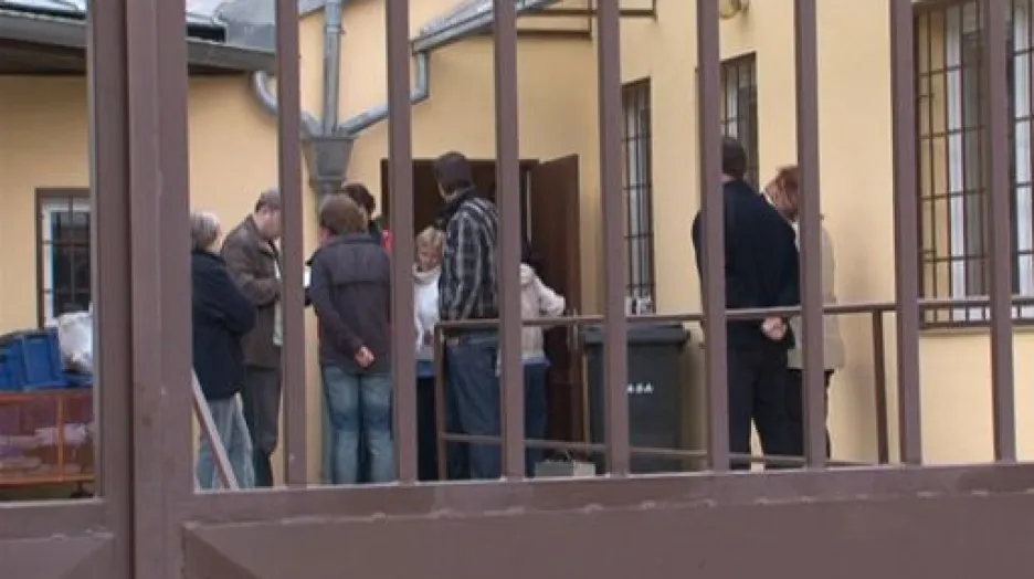 Policisté byli na místě přepadení dřív, než stačil pachatel utéci