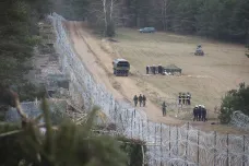 Polsko dokončuje plot na hranici s Běloruskem. Minsk chce zlepšit vzájemné vztahy