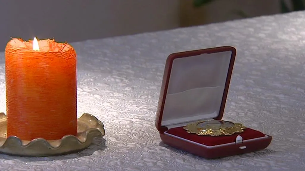 Schránka s krví Jana Pavla II.