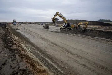 Některé dopravní stavby se odkládají. Podle nového ministra chybí peníze