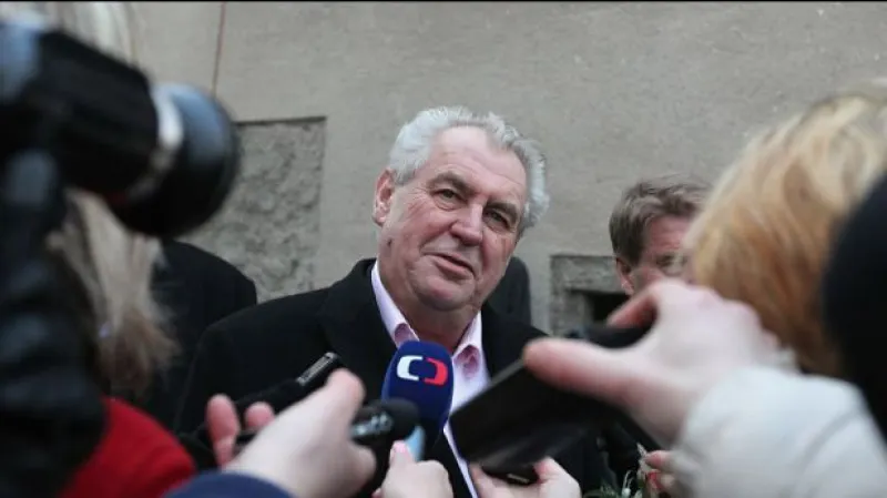 Před Sobotkou navštívil Zemana Hašek