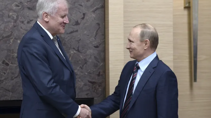 Horst Seehofer se v Moskvě sešel s ruským prezidentem Vladimirem Putinem
