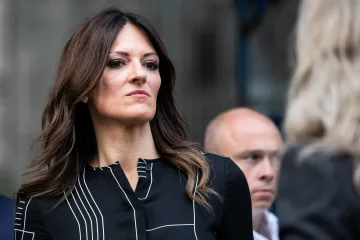 Jako „rotvajler v soudní síni“. Weinsteina hájí elegantní zarytá feministka Rotunnová