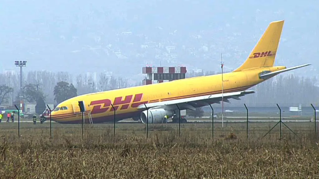 Nehoda letadla na bratislavském letišti