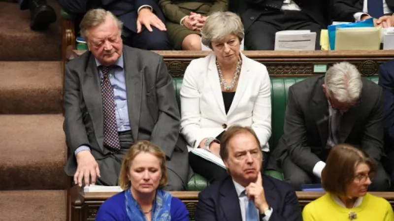 Dění v britské sněmovně