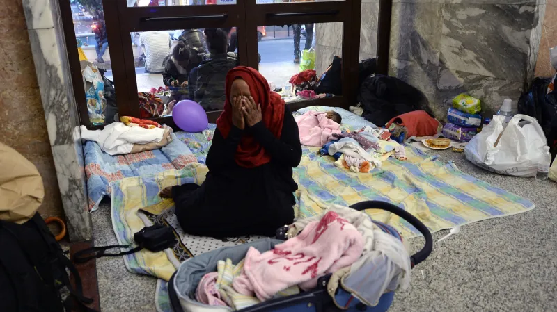 Uprchlíci na nádraží ve městě Ventimiglia